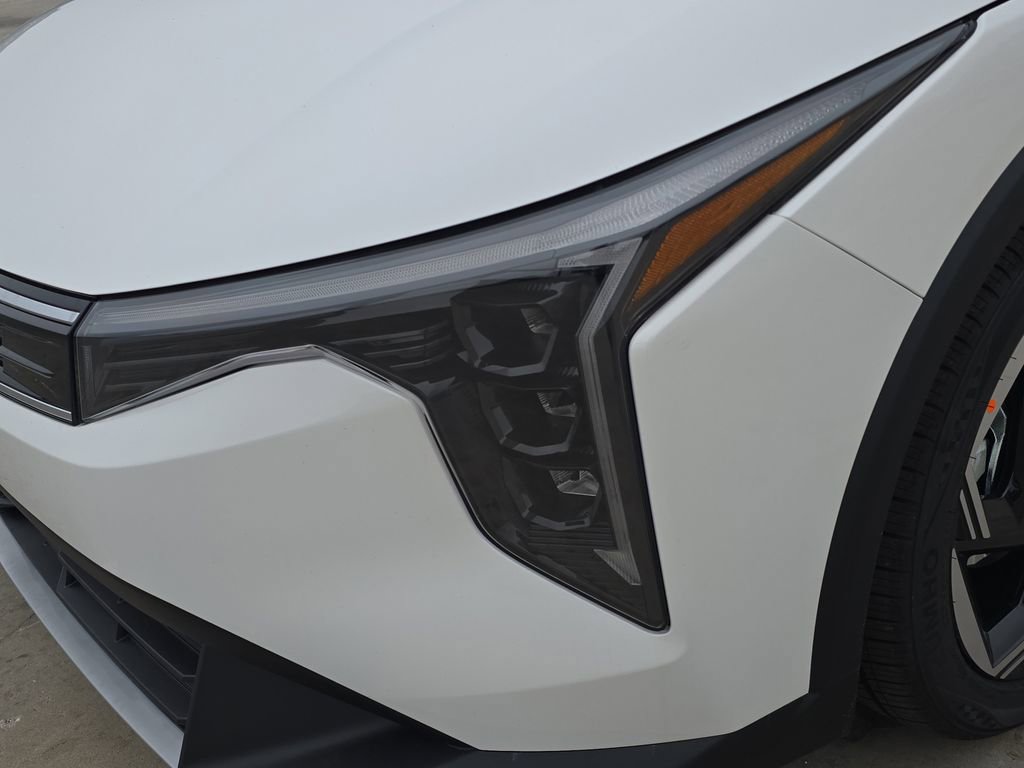 New 2025 Kia K4 EX image 10