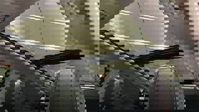 Used 2024 Mercedes-Benz GLS 580 4MATIC image 27