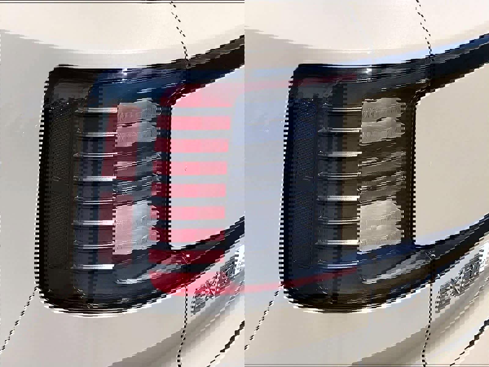 New 2026 Volvo EX30 Plus w/ Protection Package Premier AWD/4WD image 25