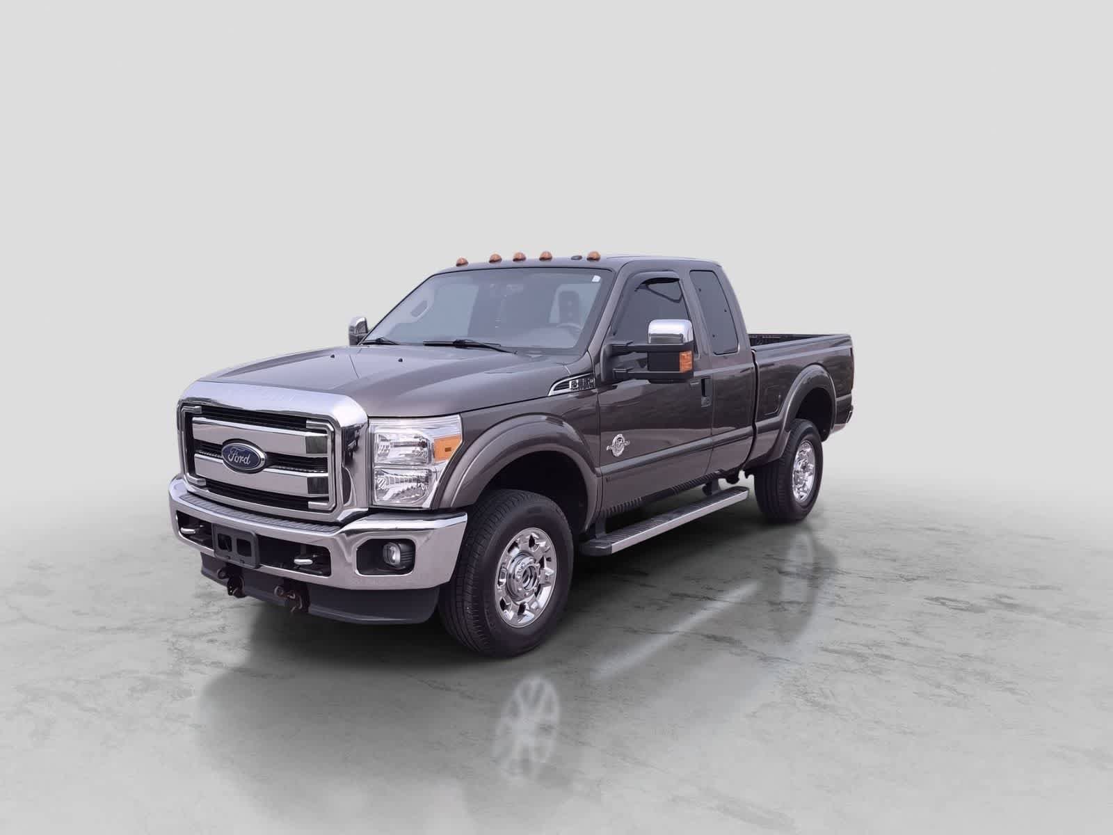 Used 2015 Ford F350 XLT w/ XLT Premium Package AWD/4WD image 4