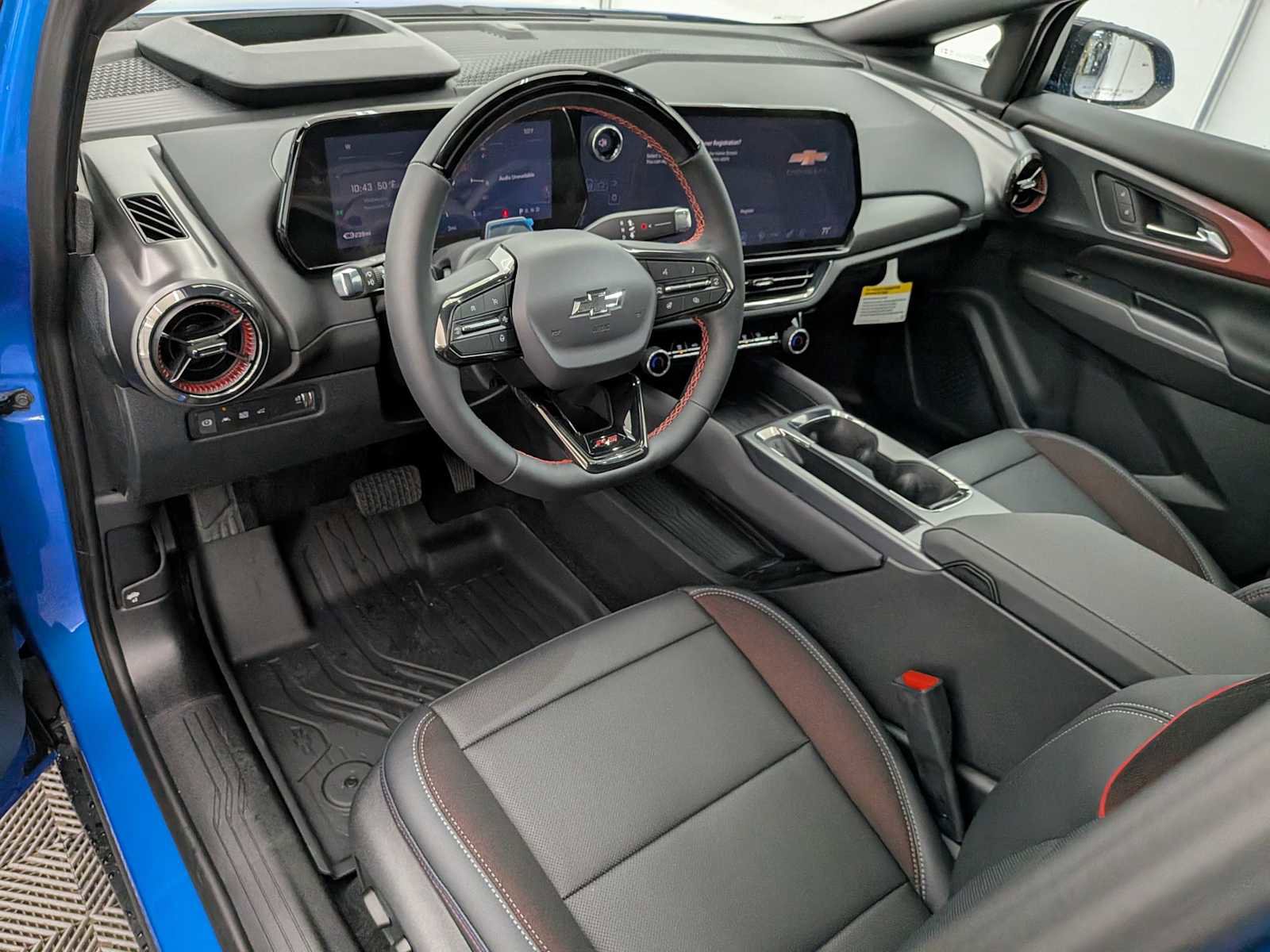 New 2026 Chevrolet Equinox EV RS image 2