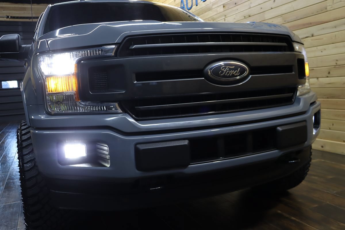 Used 2019 Ford F150 XLT w/ Equipment Group 302A Luxury AWD/4WD image 16