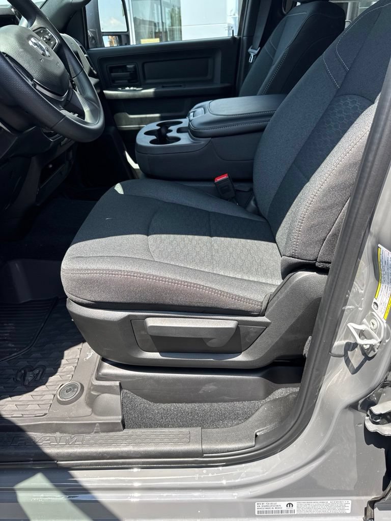 New 2026 RAM 2500 Warlock AWD/4WD image 9