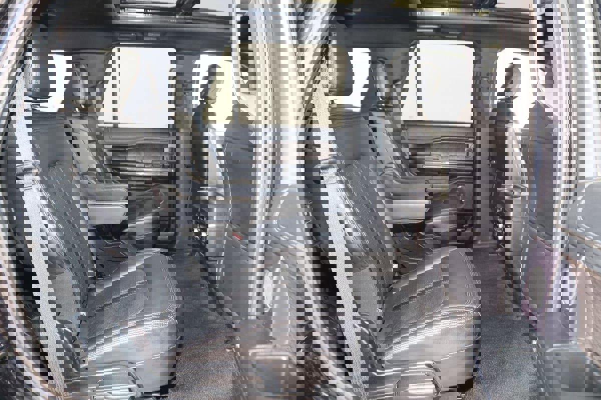 Used 2019 Ford Expedition Limited image 15