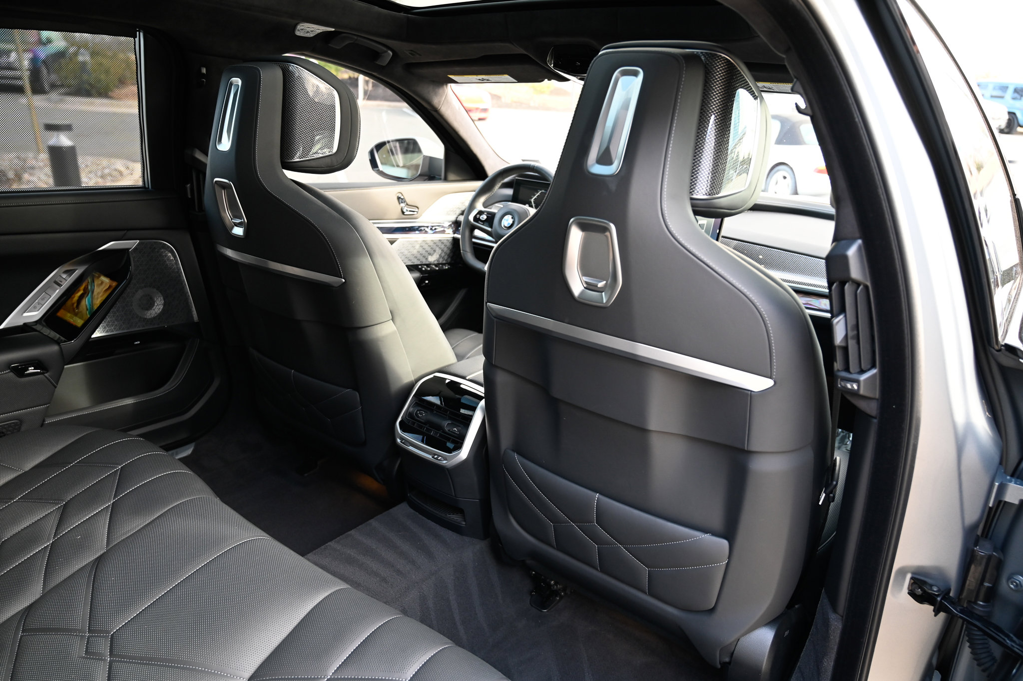 Used 2023 BMW 760i xDrive 760i xDrive image 53