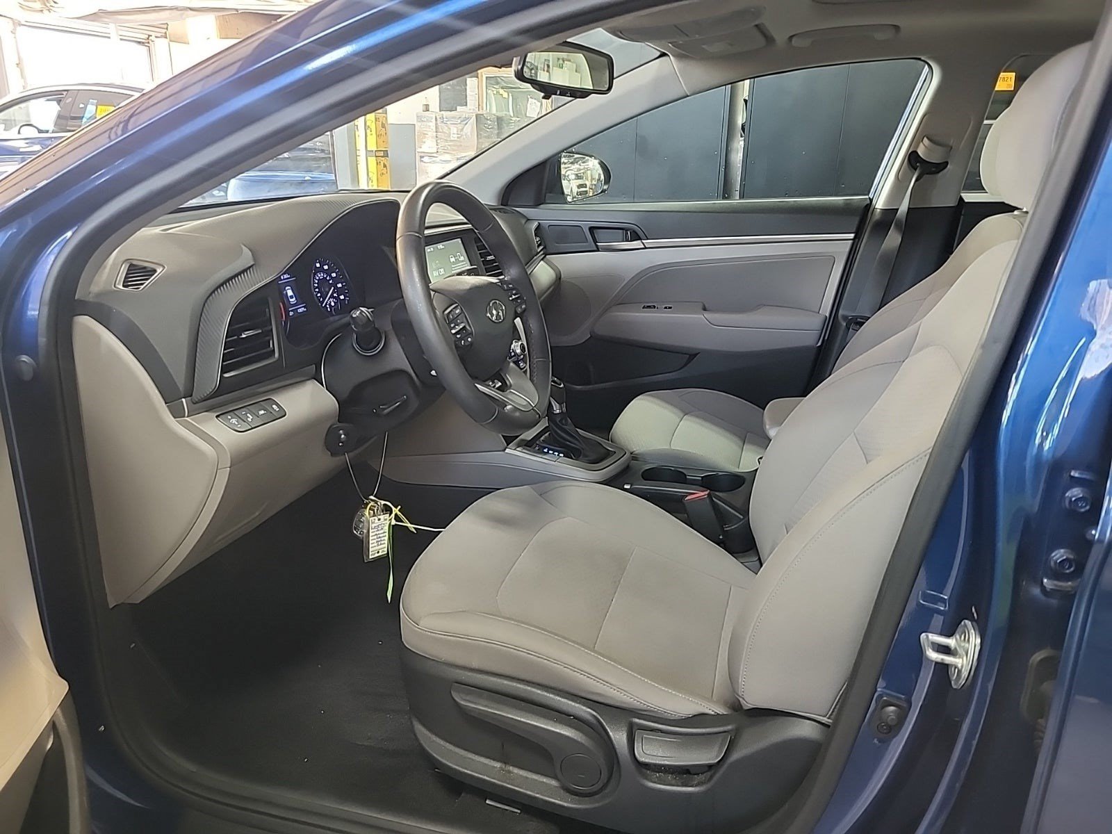 Used 2020 Hyundai Elantra Value Edition FWD image 8