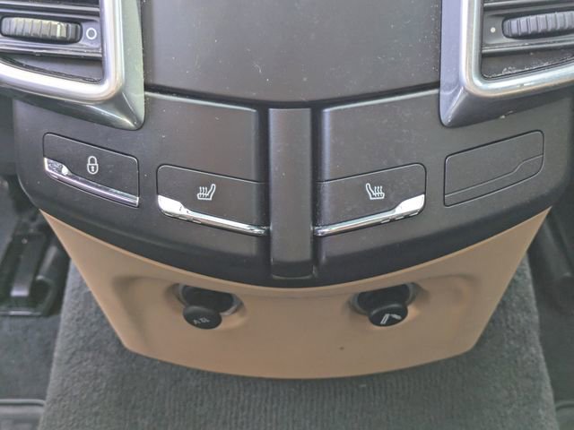 Used 2016 Porsche Cayenne image 15