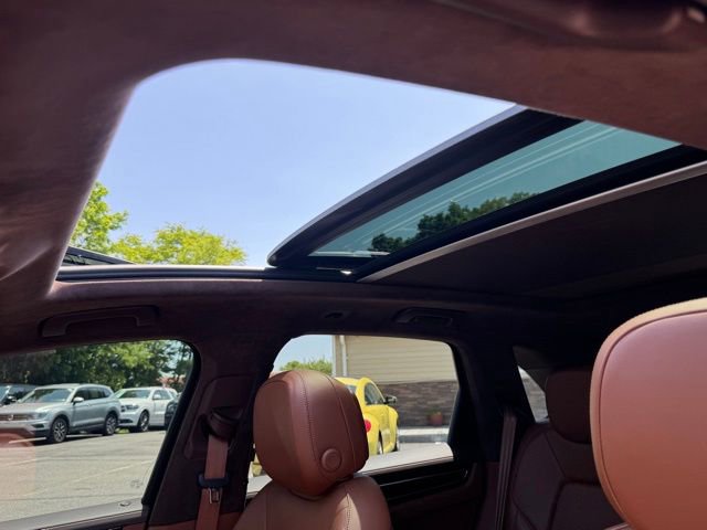 Used 2021 Porsche Cayenne GTS image 23