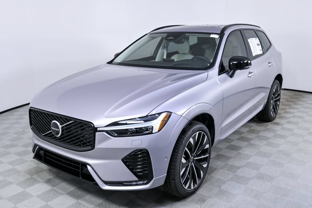 New 2026 Volvo XC60 B5 Ultra w/ Climate Package