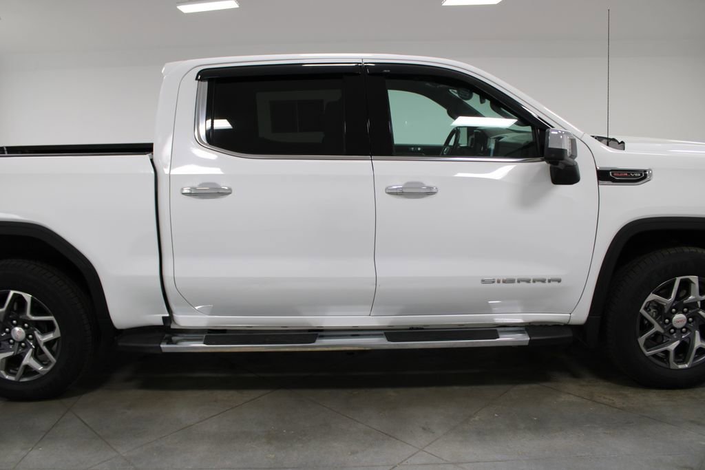 Used 2023 GMC Sierra 1500 SLT image 11