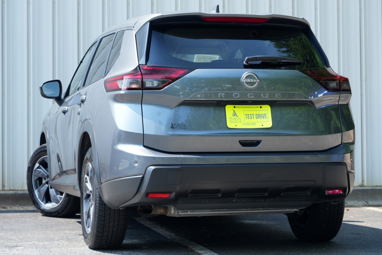 Used 2025 Nissan Rogue SV FWD image 5