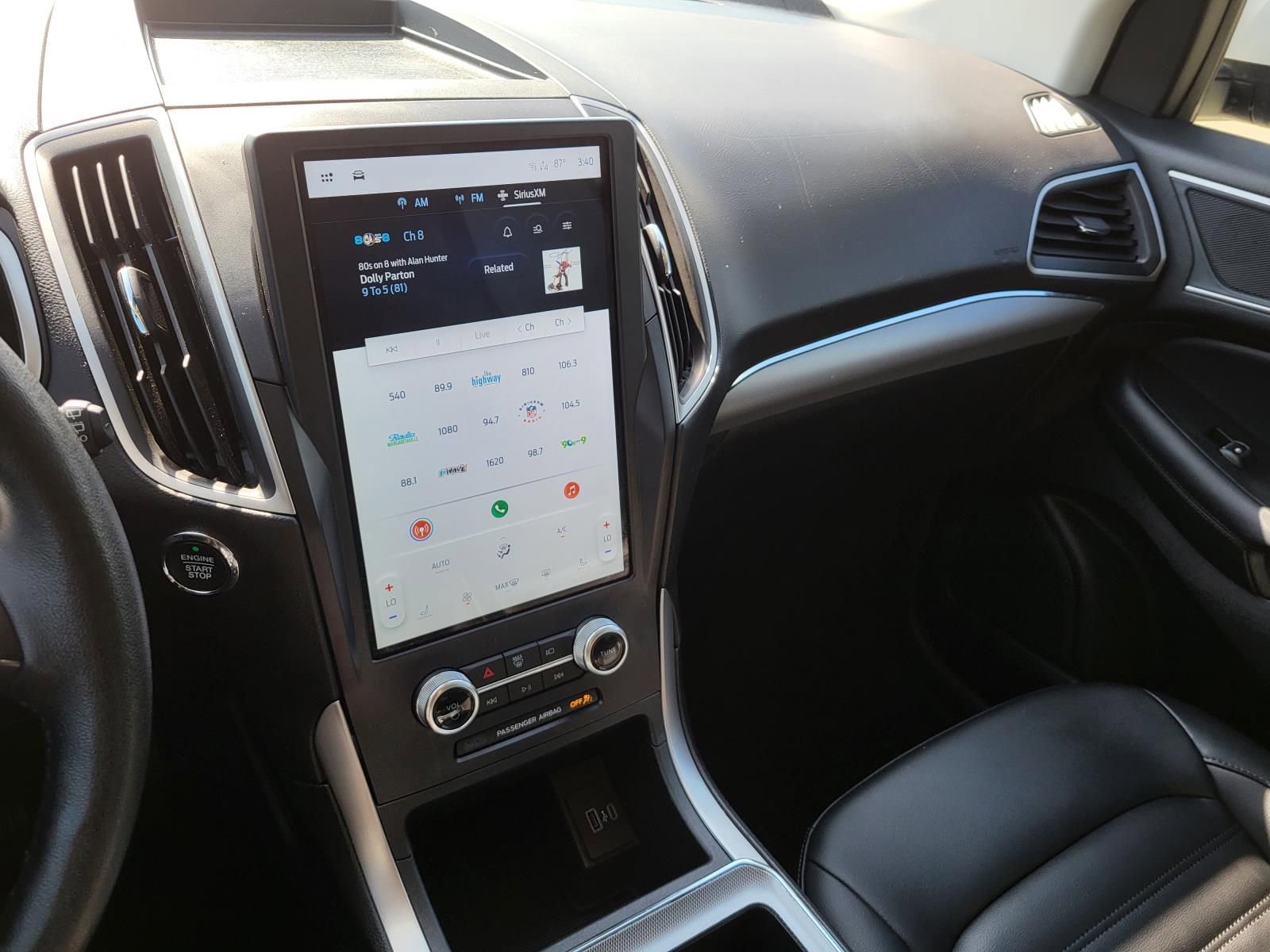 Used 2021 Ford Edge SEL image 21