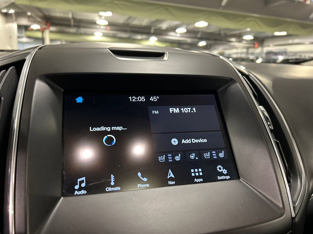 Used 2018 Ford Edge Titanium w/ Equipment Group 301A image 17