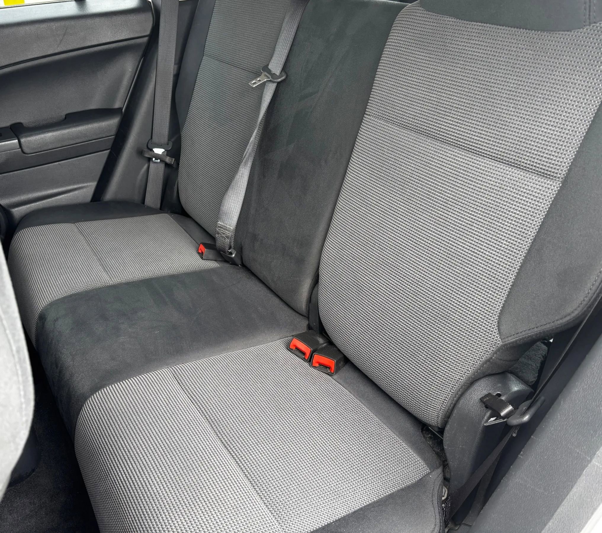 Used 2012 Dodge Caliber SXT image 19