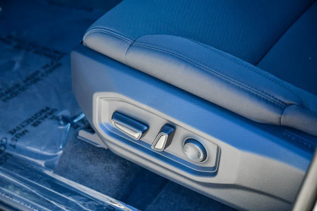 New 2026 Toyota Tundra SR5 AWD/4WD image 26