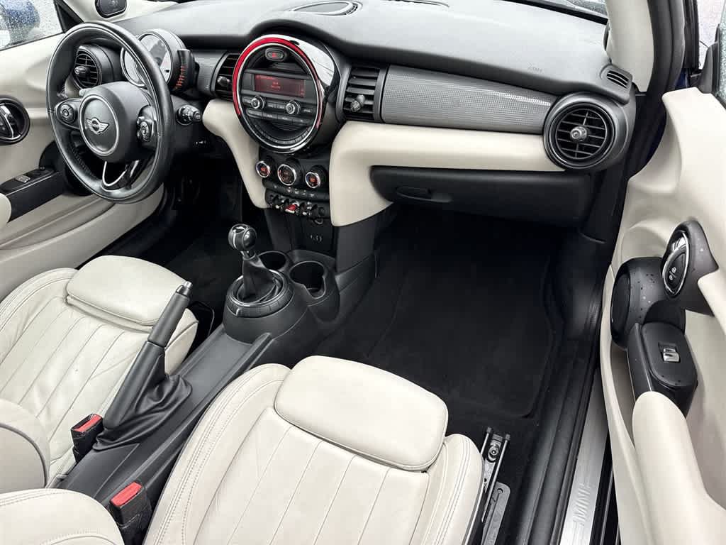 Used 2014 MINI Cooper 2-Door Hardtop FWD image 11