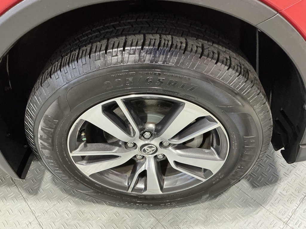 Used 2017 Toyota RAV4 XLE image 24