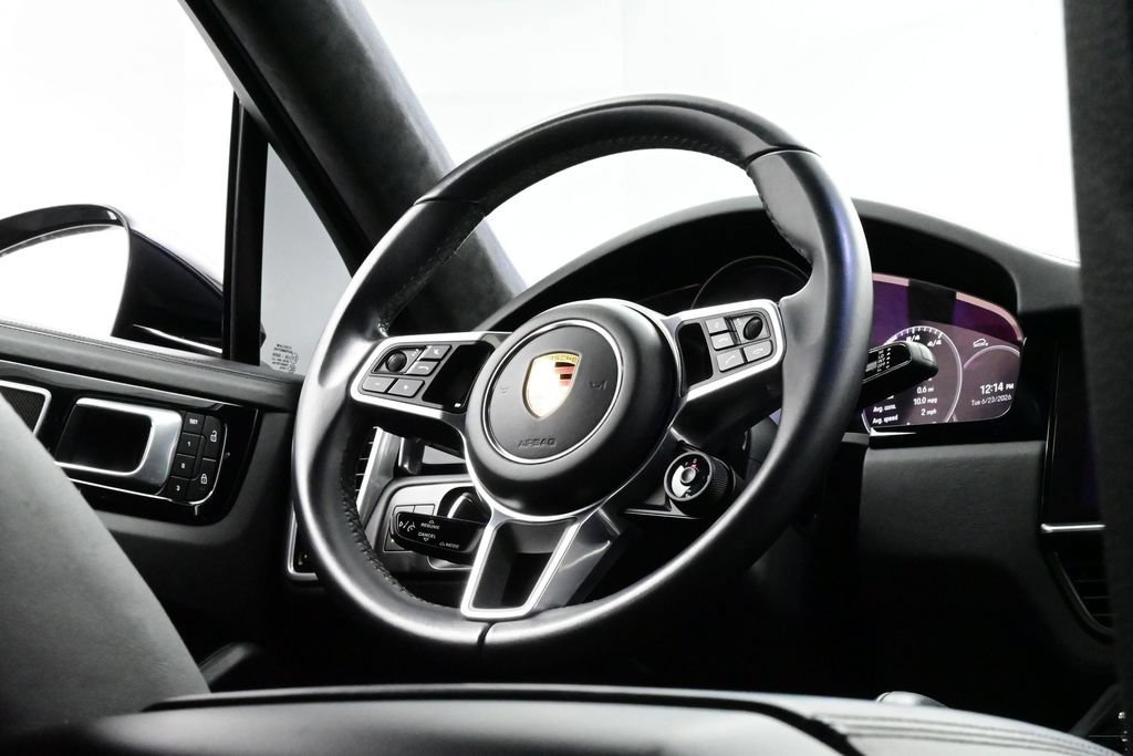 Certified 2023 Porsche Cayenne GTS AWD/4WD image 21