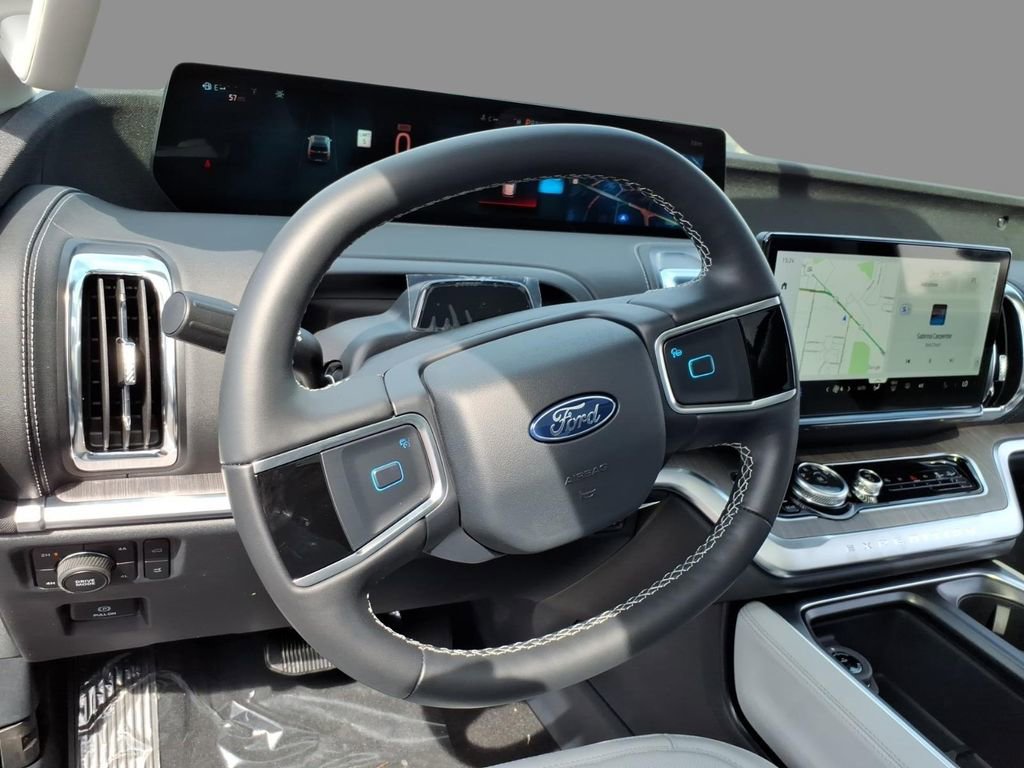 New 2026 Ford Expedition Platinum image 22