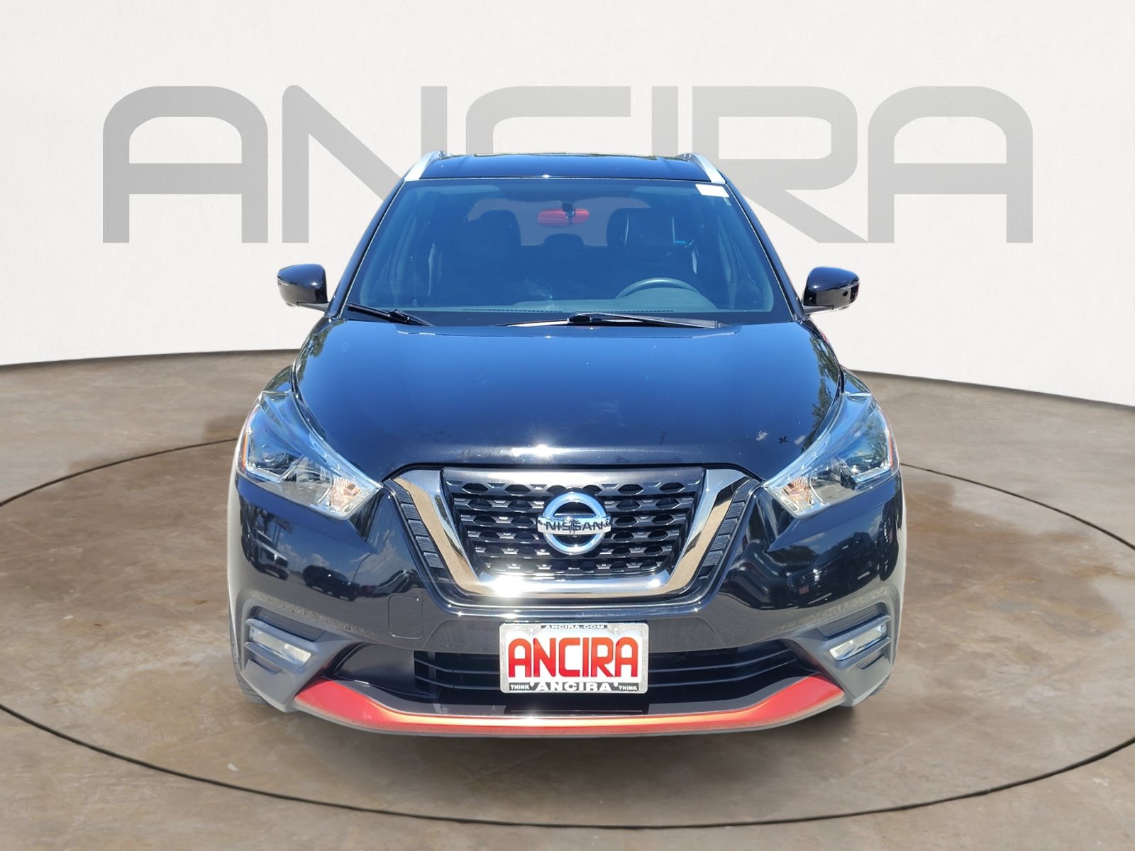 Used 2019 Nissan Kicks SR w/ SR Premium Package FWD image 5