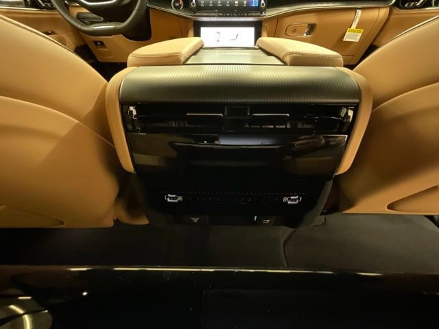 New 2026 Jeep Grand Wagoneer Summit AWD/4WD image 31