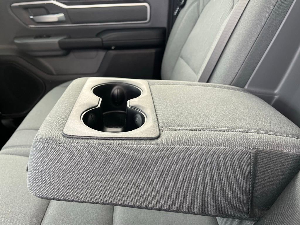 Used 2022 RAM 1500 Big Horn AWD/4WD image 27