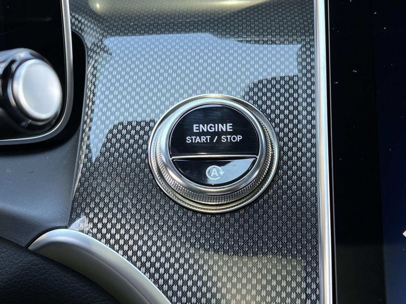 Used 2026 Mercedes-Benz GLC 300 4MATIC image 31