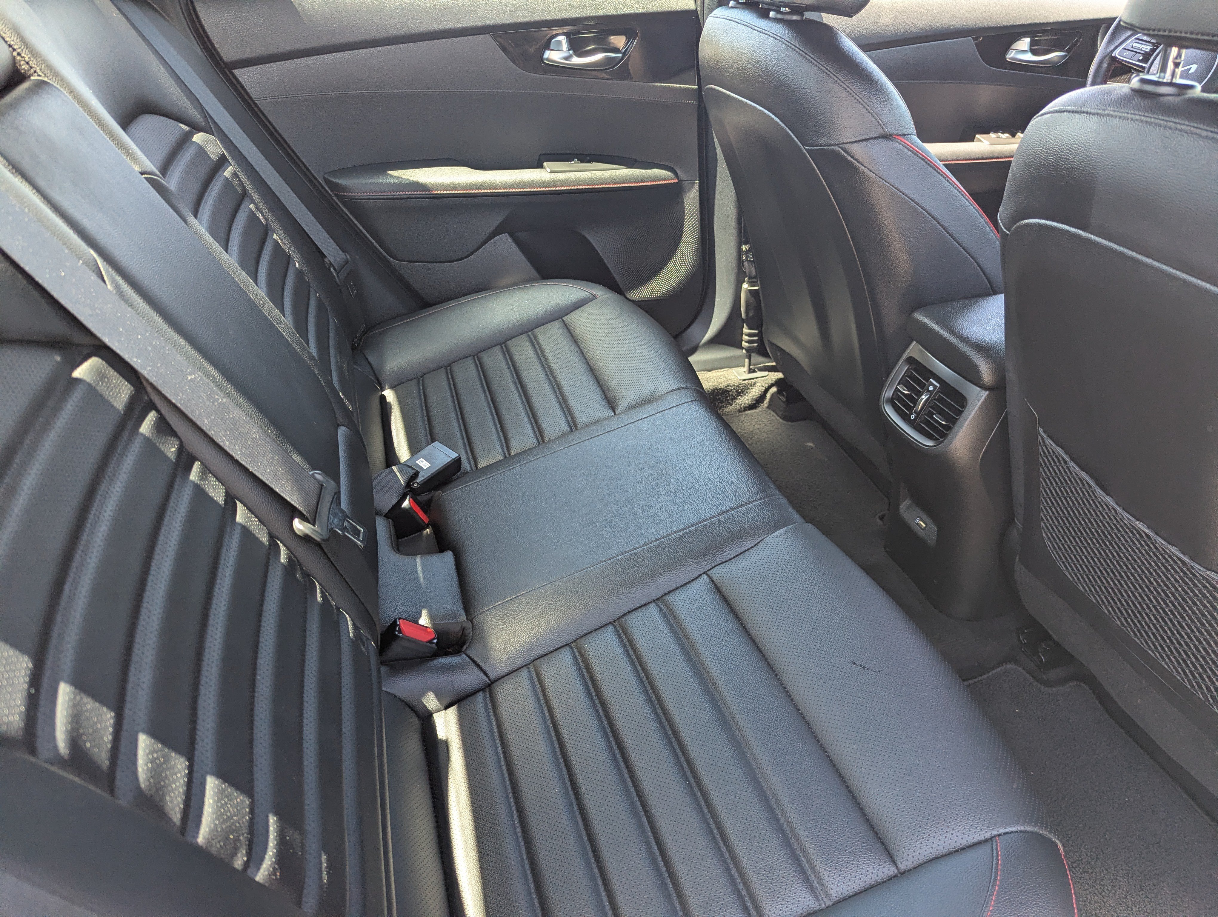 Certified 2023 Kia Forte GT w/ GT2 Package FWD image 11