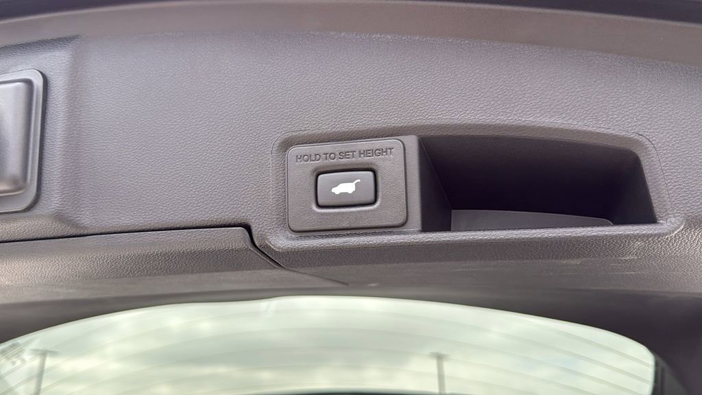 Used 2024 Acura RDX w/ Technology Package image 30