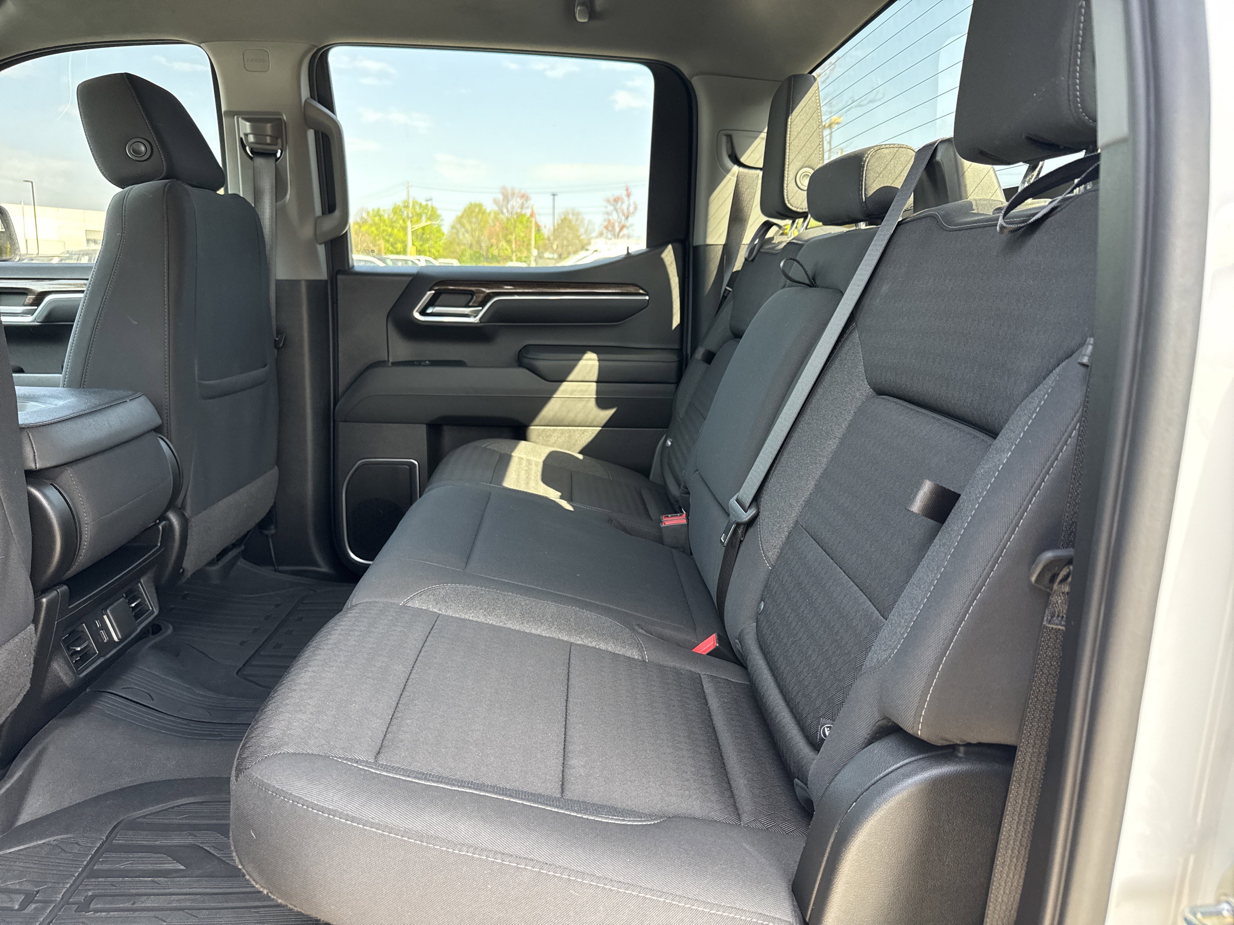 Used 2023 GMC Sierra 1500 Elevation w/ LPO, Elevation Black Package AWD/4WD image 29