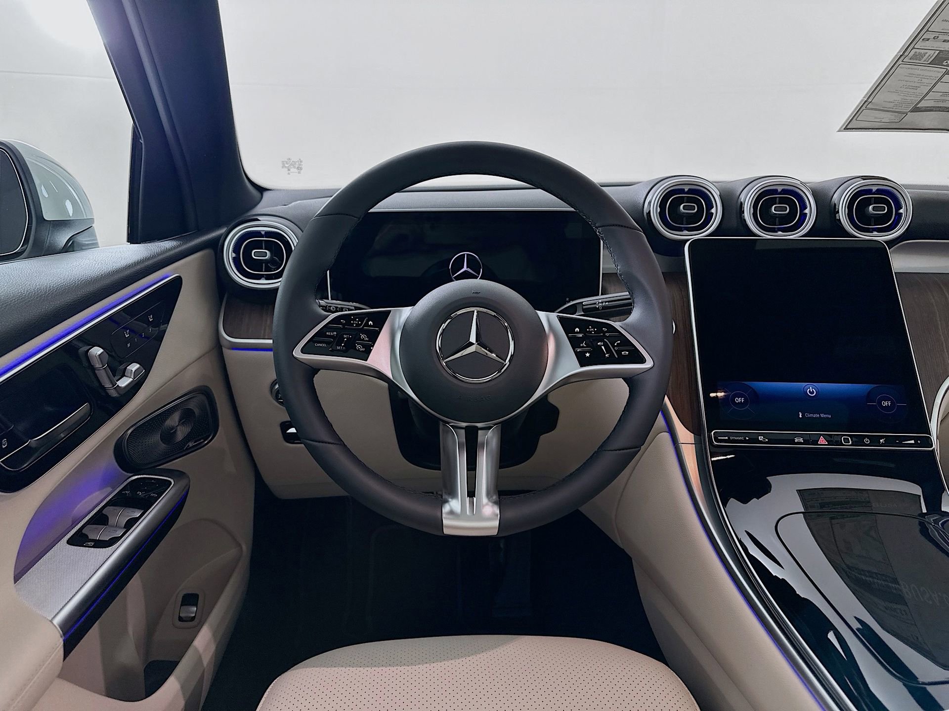 New 2026 Mercedes-Benz GLC 300 image 25