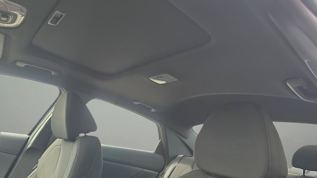 New 2026 Hyundai Elantra SEL Sport Premium FWD image 15