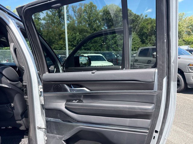 Used 2024 Jeep Grand Wagoneer L Series II w/ Quick Order Packagew 28T AWD/4WD image 35
