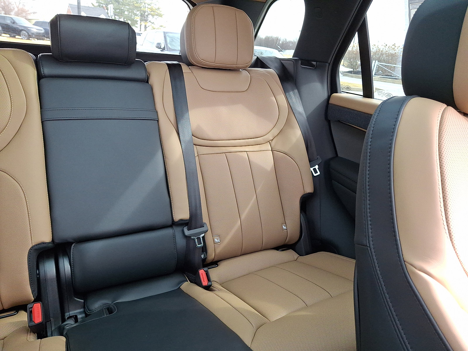 New 2026 Land Rover Range Rover Sport Dynamic SE image 17