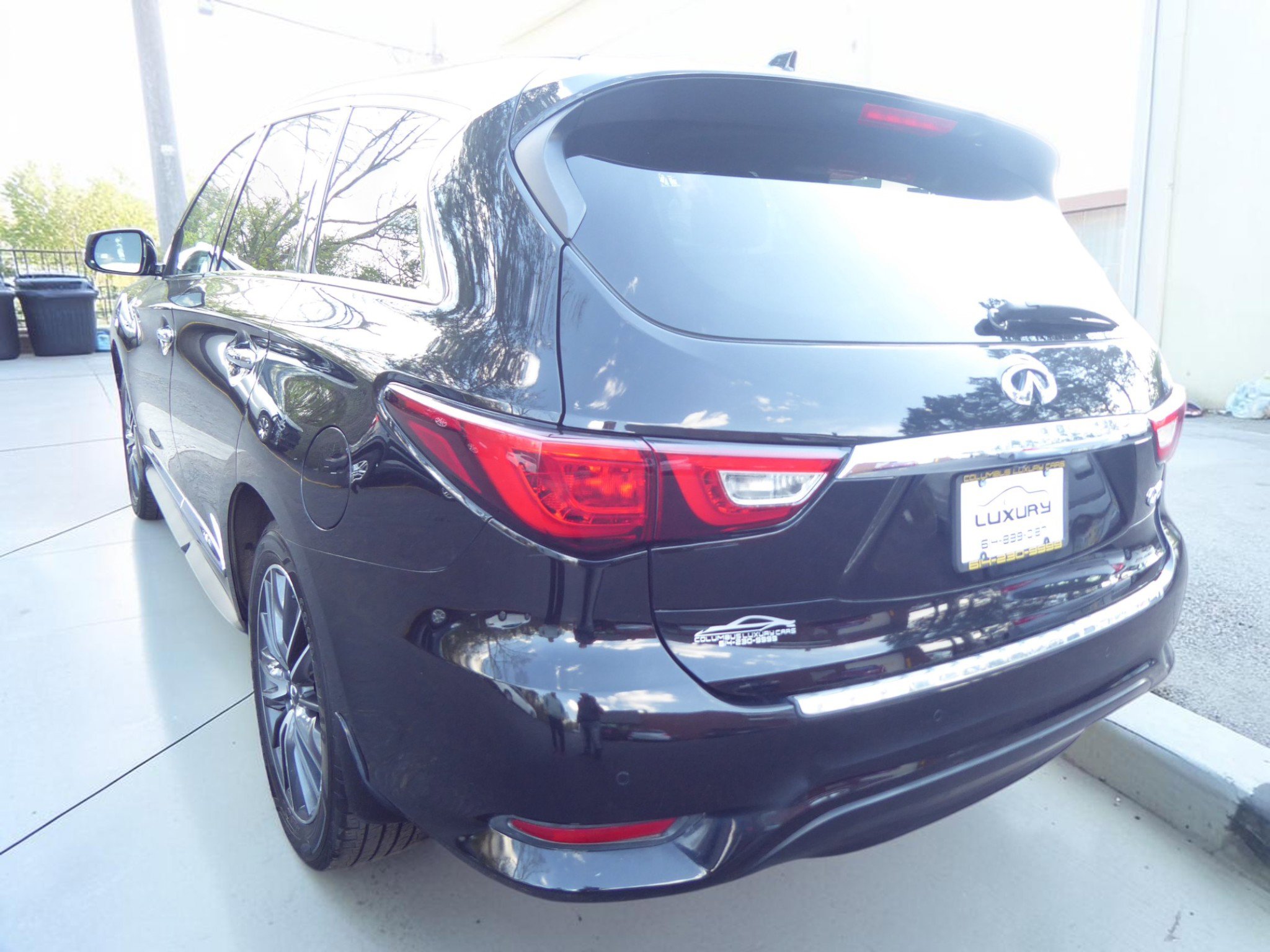 Used 2018 INFINITI QX60 Luxe w/ Premium Plus Package image 8
