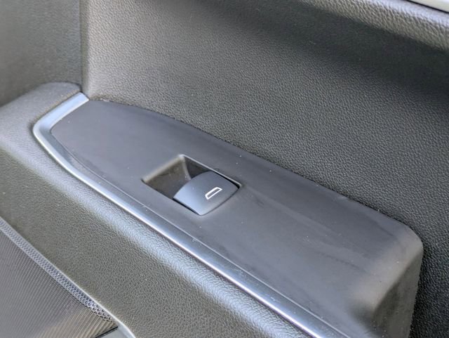 Used 2025 Chevrolet Silverado 1500 LT image 33