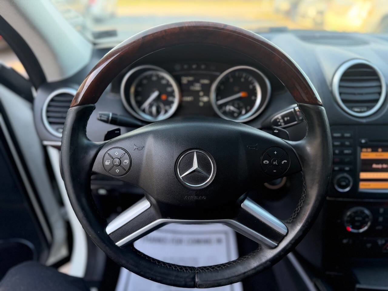 Used 2011 Mercedes-Benz GL 450 4MATIC image 11