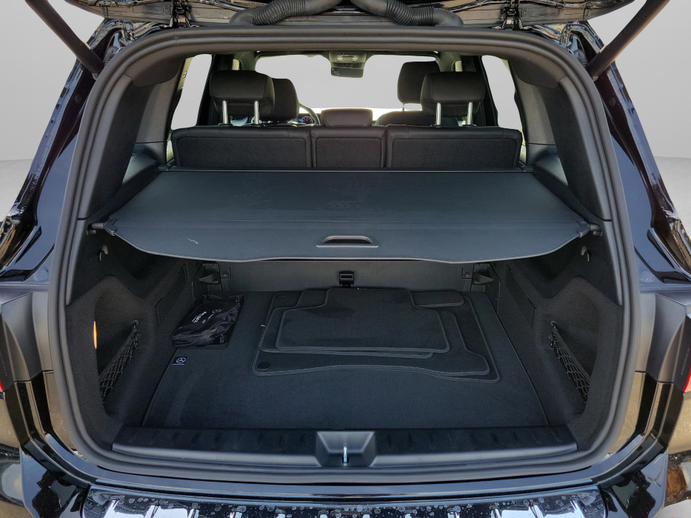 Certified 2025 Mercedes-Benz GLB 250 image 31