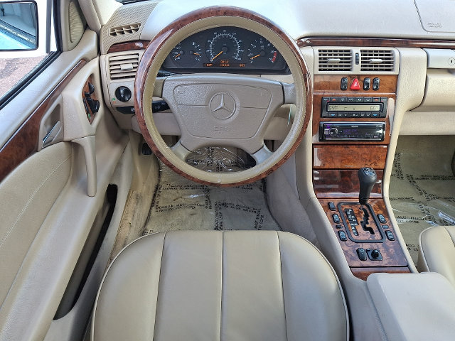 Used 1999 Mercedes-Benz E 300 Sedan image 11