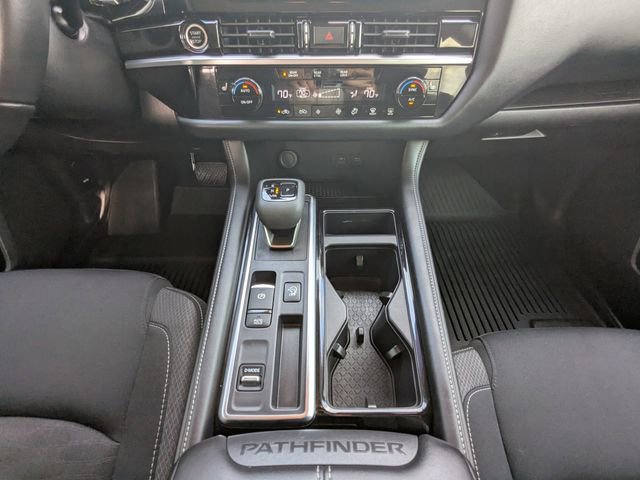 Used 2024 Nissan Pathfinder SV image 25