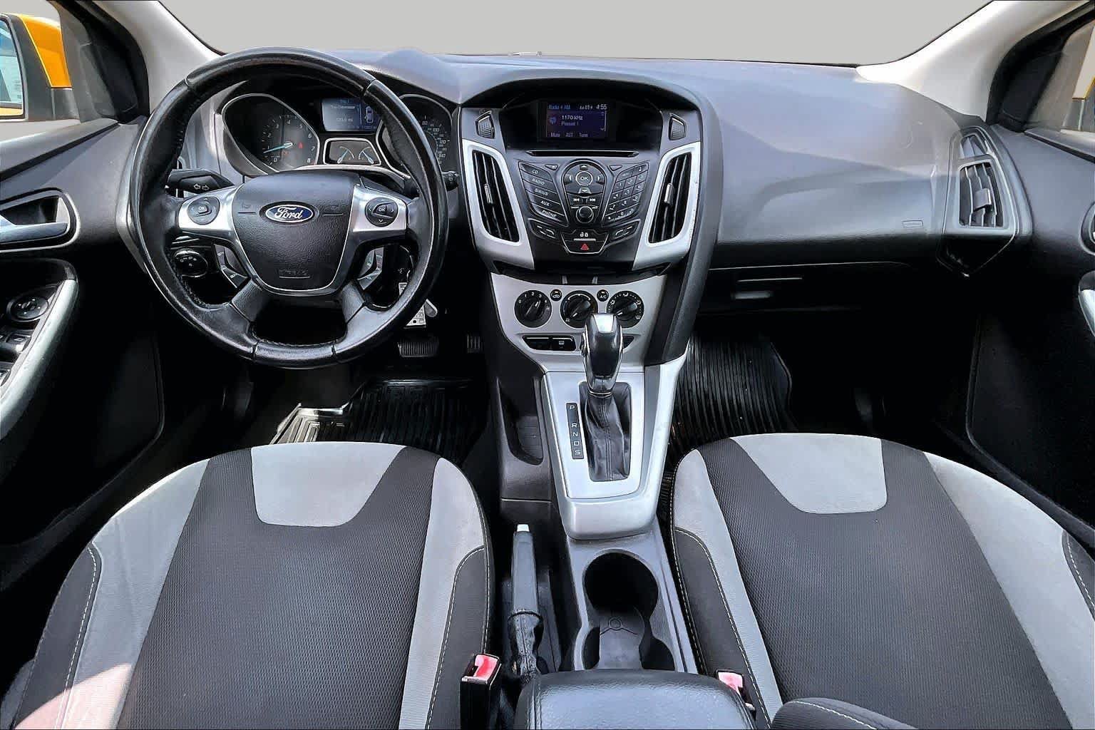 Used 2012 Ford Focus SE FWD image 16