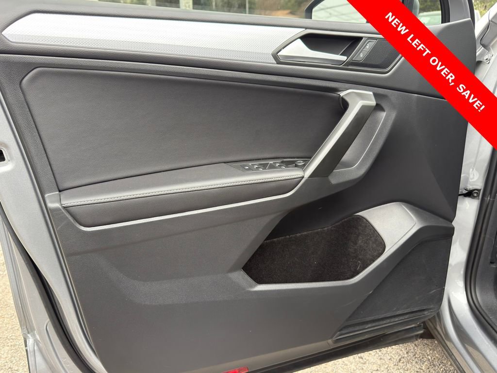 Used 2024 Volkswagen Tiguan S image 19