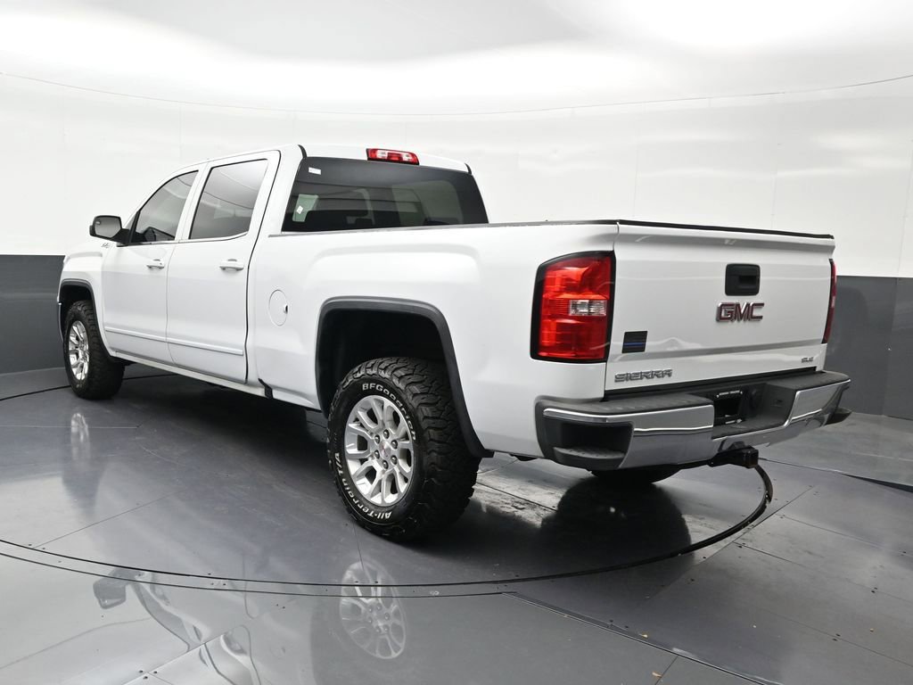 Used 2018 GMC Sierra 1500 SLE w/ Suspension Package, Off-Road image 3