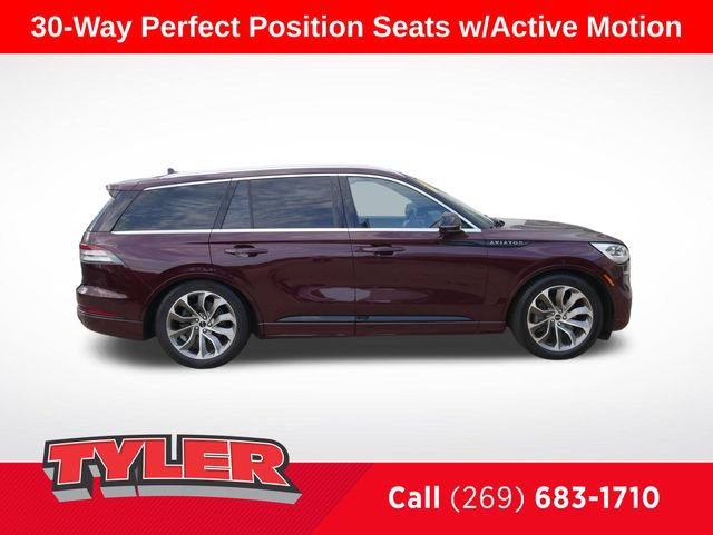 Used 2021 Lincoln Aviator Grand Touring w/ Equipment Group 302A AWD/4WD image 9