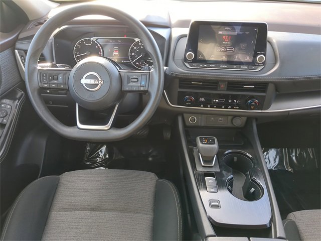 Used 2023 Nissan Rogue SV image 16