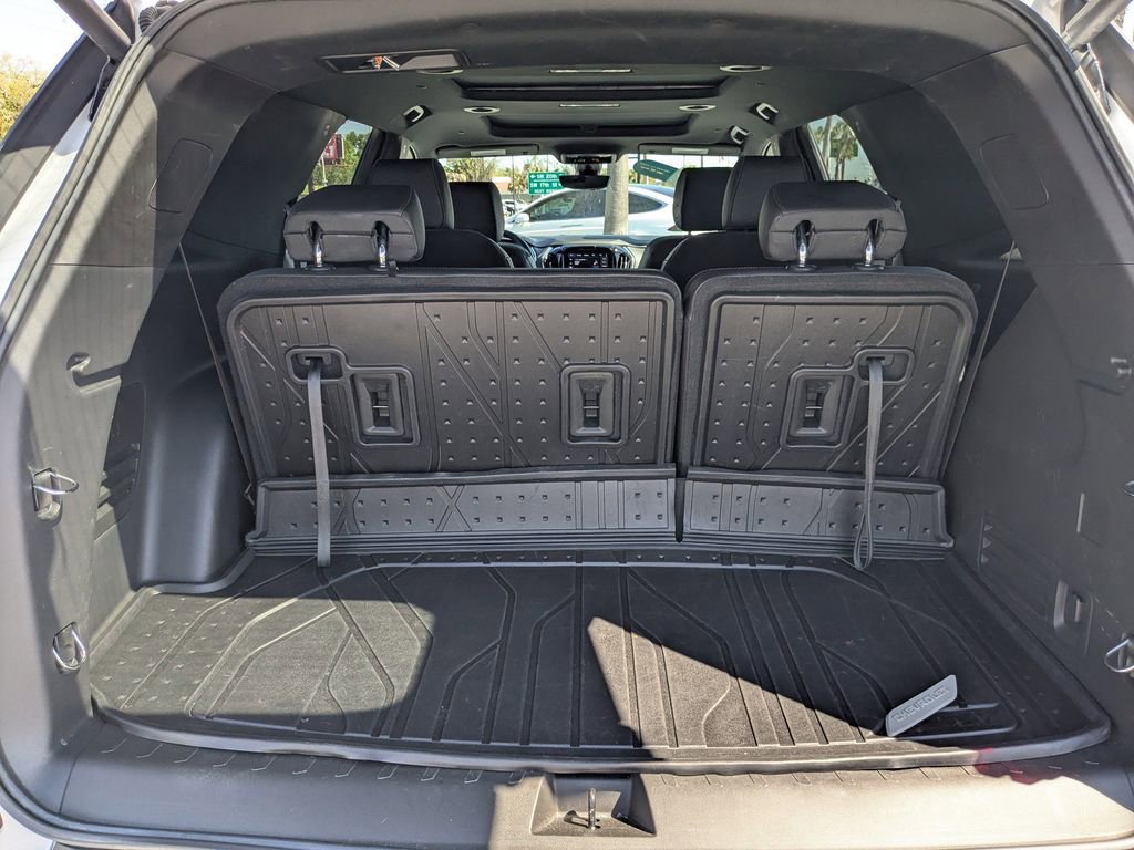 Certified 2023 Chevrolet Traverse RS AWD/4WD image 12