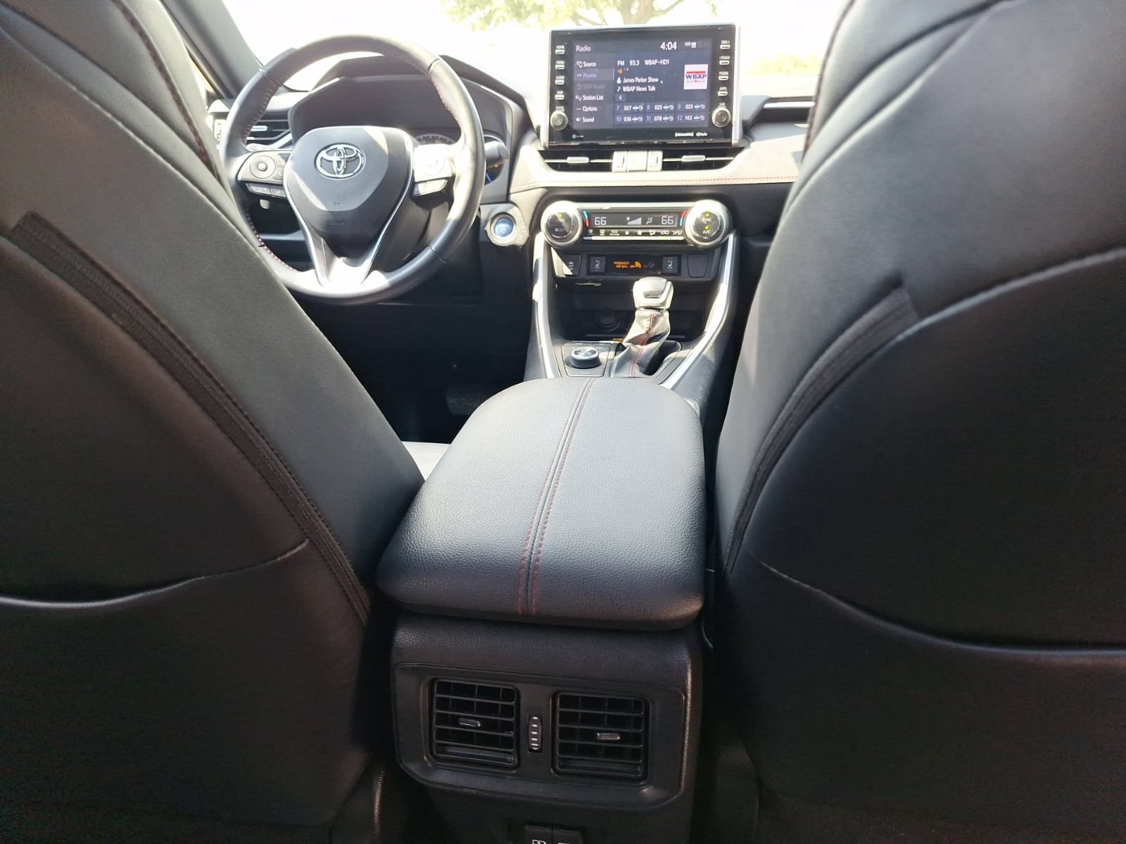 Used 2022 Toyota RAV4 XSE AWD/4WD image 34