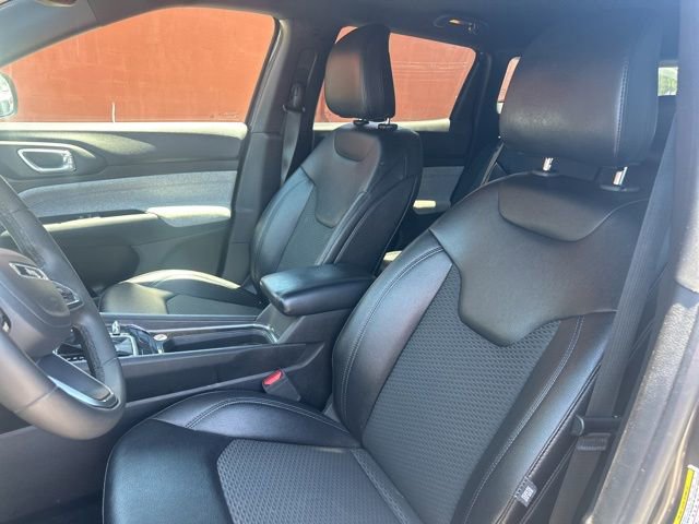 Used 2024 Jeep Compass Latitude AWD/4WD image 8