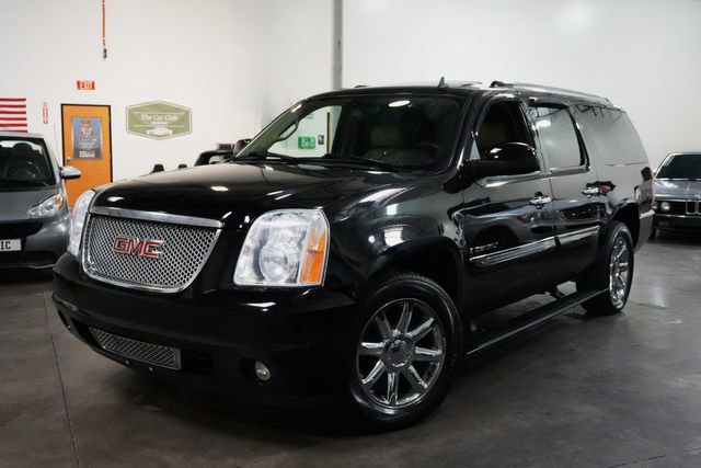 Used 2008 GMC Yukon XL Denali AWD/4WD image 1