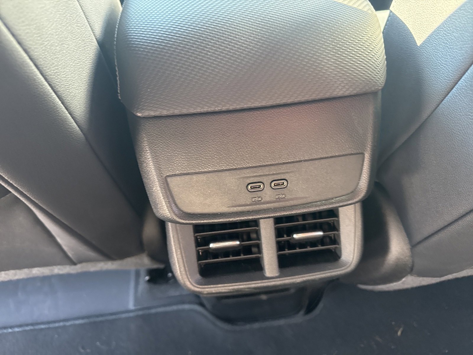 Used 2025 Chevrolet Equinox LT w/ Convenience Package II image 12